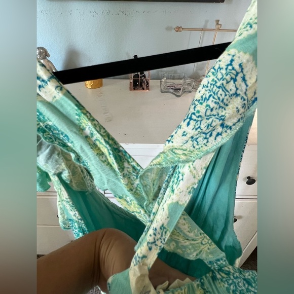 Nights By the Sea Ruffled  Midi Dress from Millibon Large - Picture 4 of 5